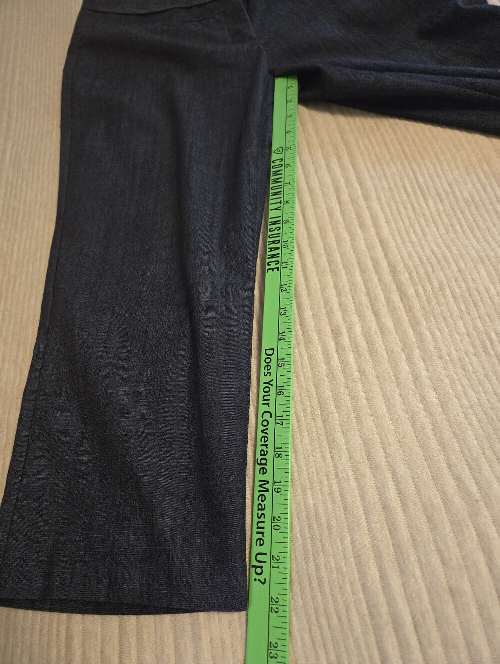 MAURICES Classic Straight-Leg Cropped Dress Pants in Dark Blue. Size 11/12. - Picture 3 of 8